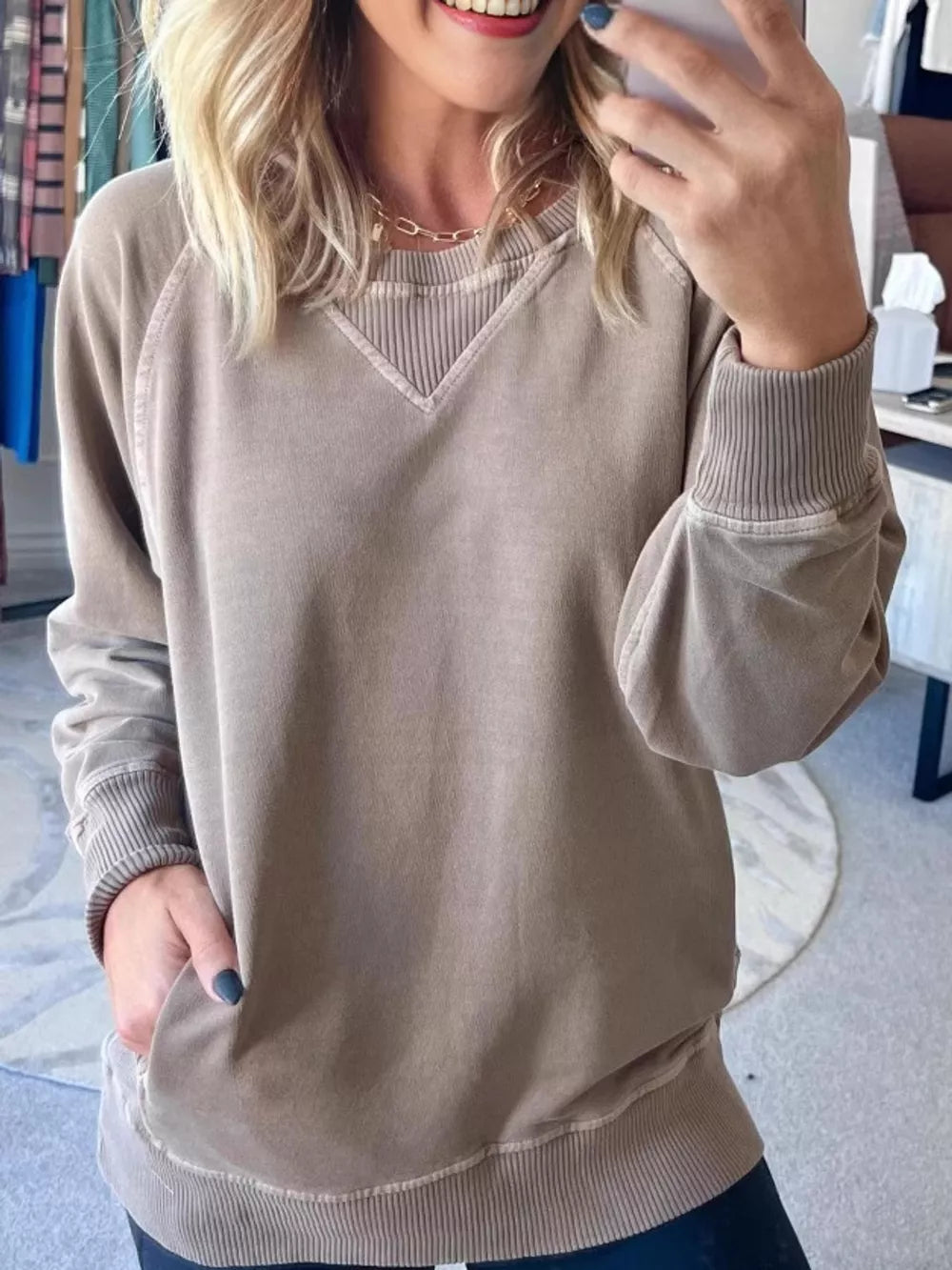 Women's Crew Neck Raglan Sleeve Sweatshirt