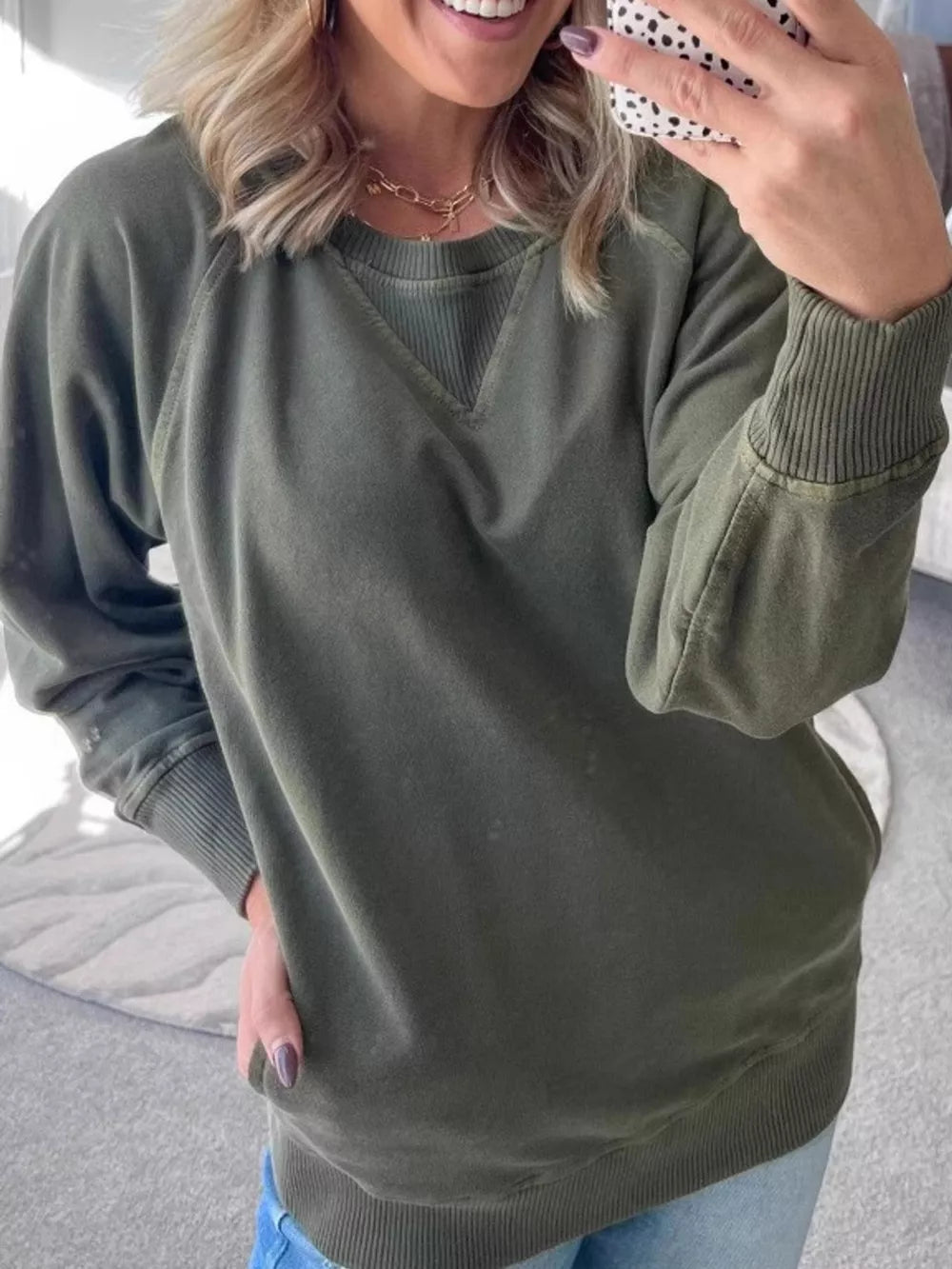 Women's Crew Neck Raglan Sleeve Sweatshirt