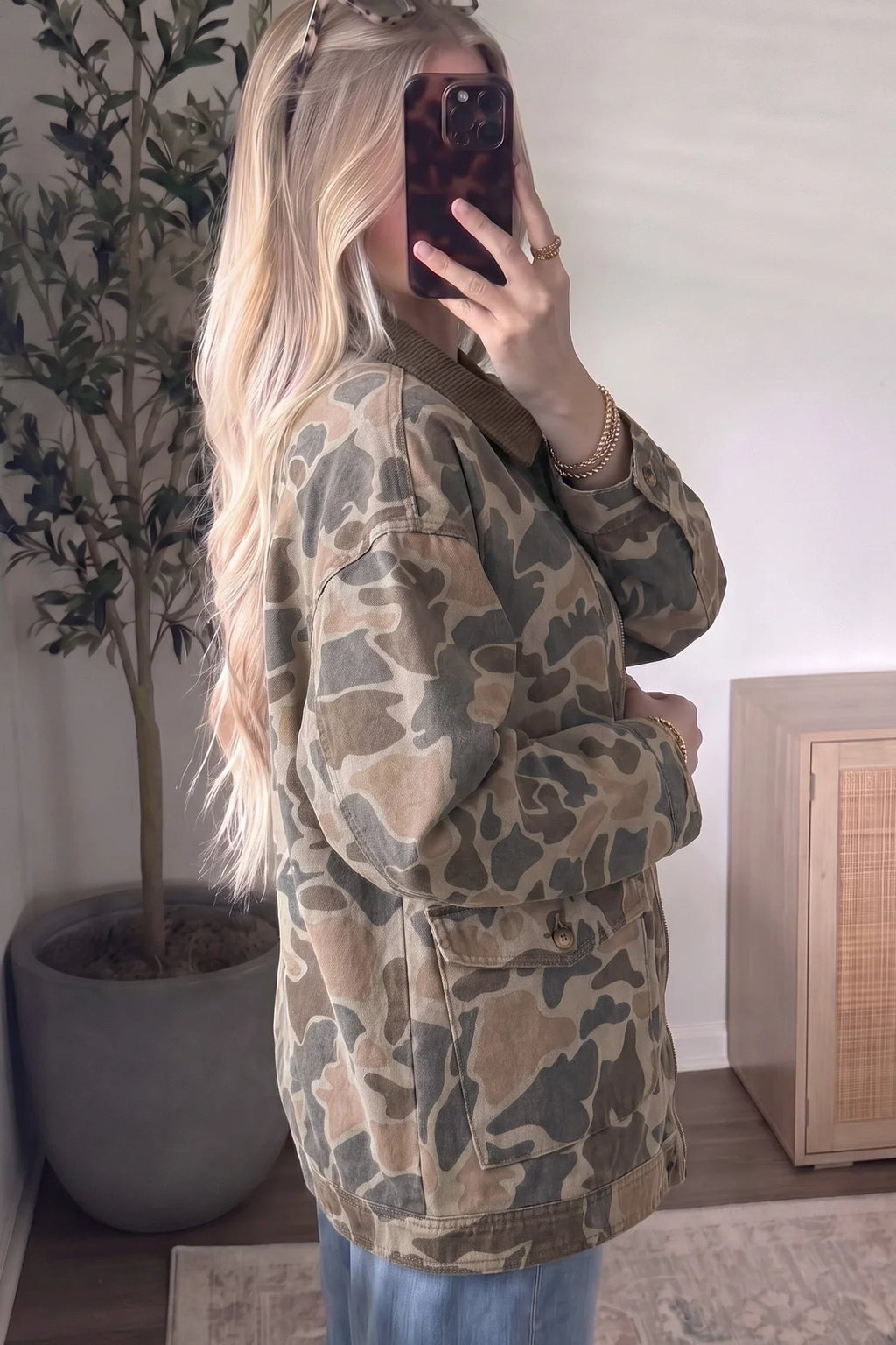 Women's Multicolor Camouflage-Print Denim Jacket with Corduroy Collar